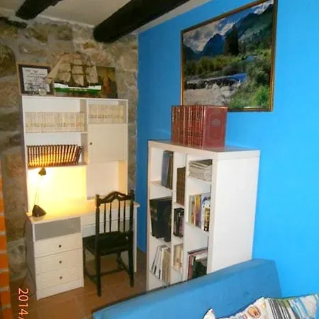 With 2 Bedrooms In Basto With Private Pool Enclosed Garden And Wifi 60 Km From The Beach *