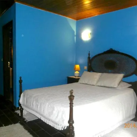 With 2 Bedrooms In Basto With Private Pool Enclosed Garden And Wifi 60 Km From The Beach Willa *